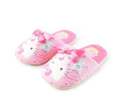 hello kitty slippers