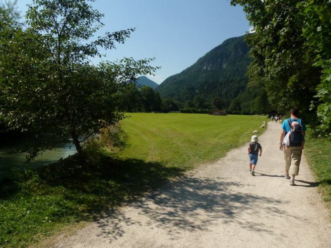 1374358_10151714962878406_1569699489_n