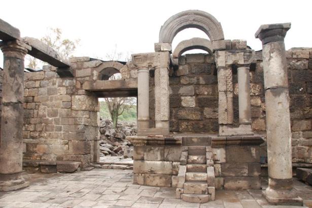 ancient synagogue Golan AmitaiAsif
