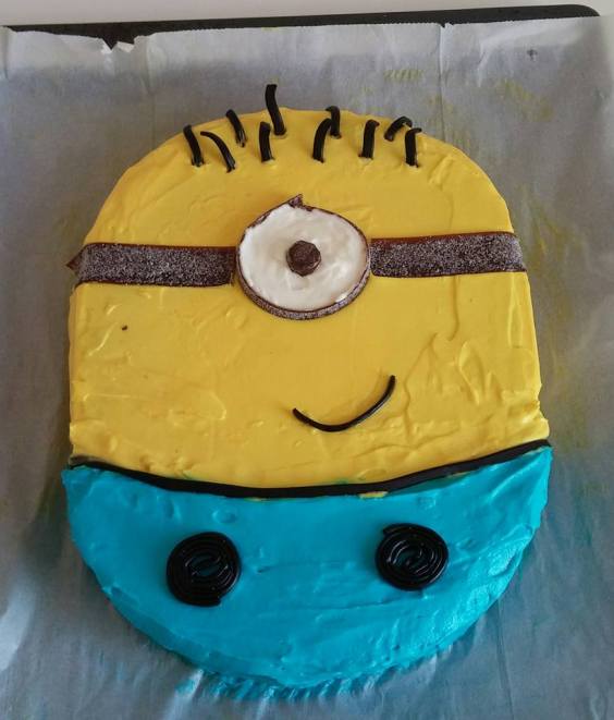 Minion Cake SmadarHalperinEpshtein