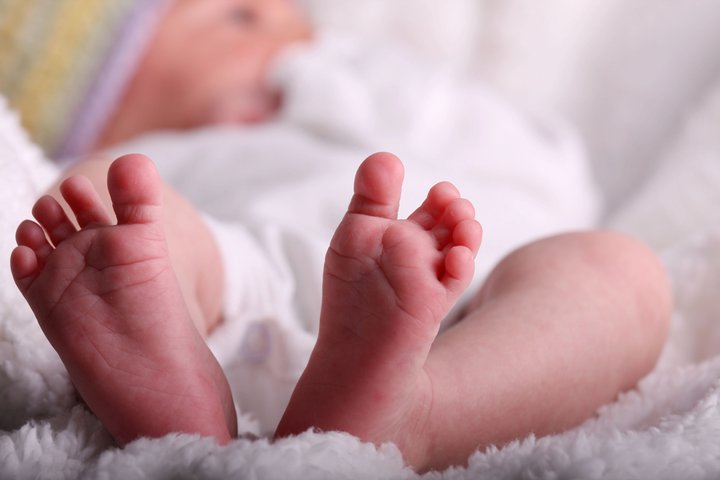 Newborn A YiscaFreeman