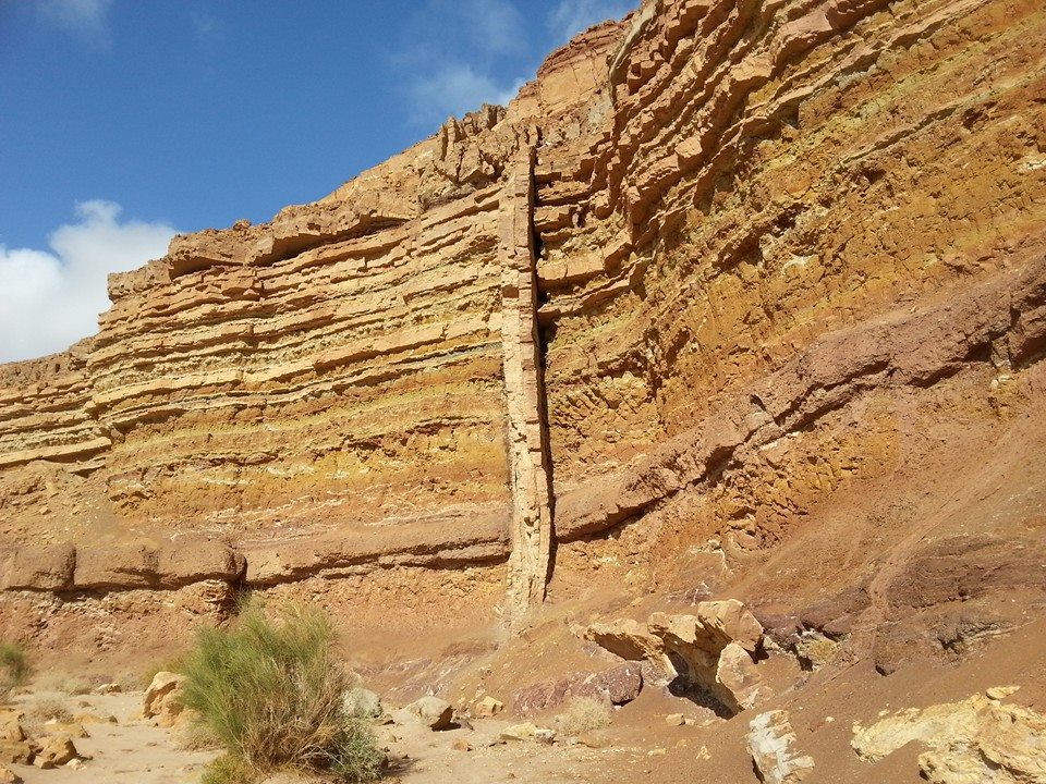 Column Ramon Crater AtaraKatz