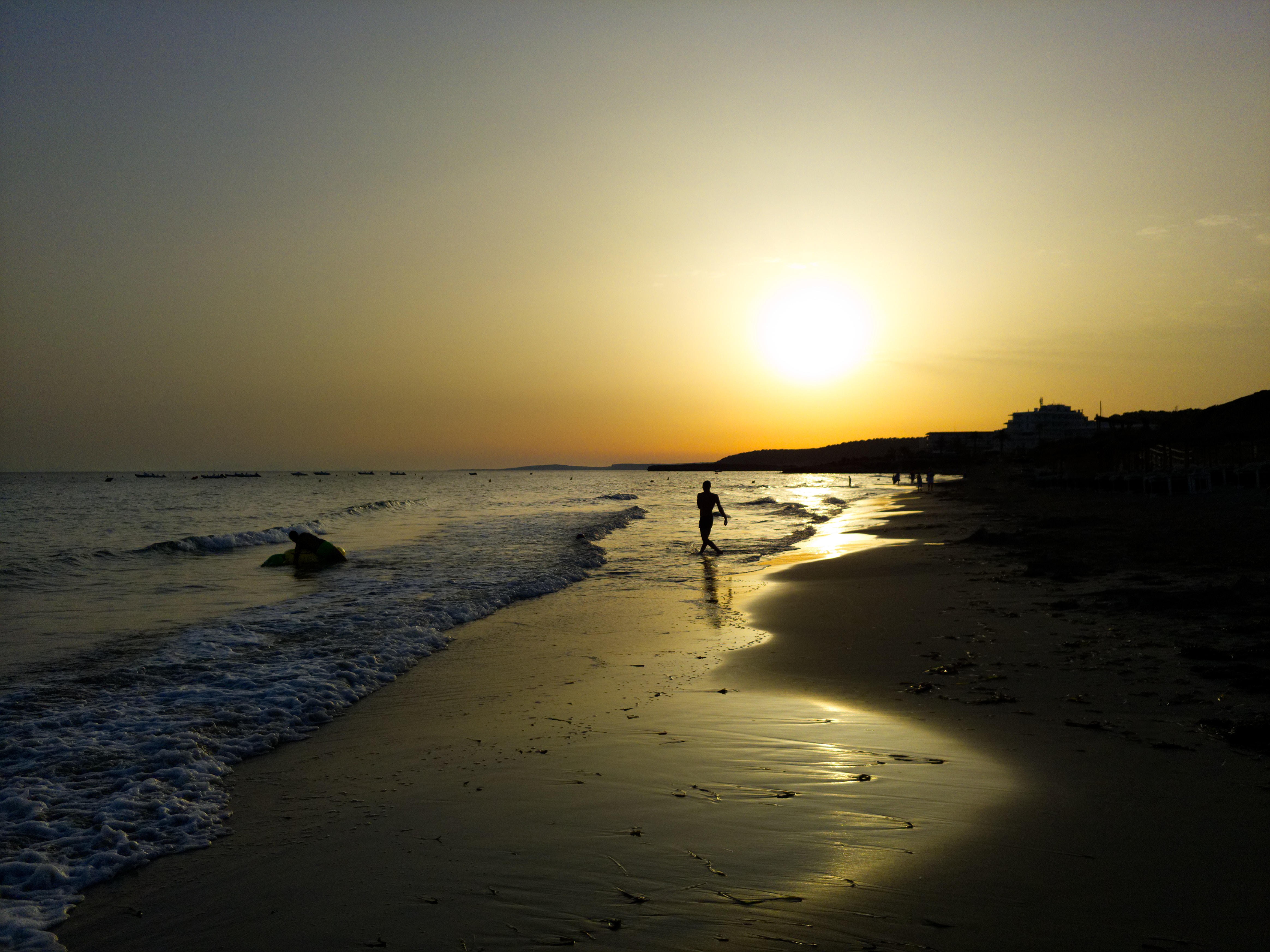 ricky-rew-v3Vt8RrwT18-unsplash