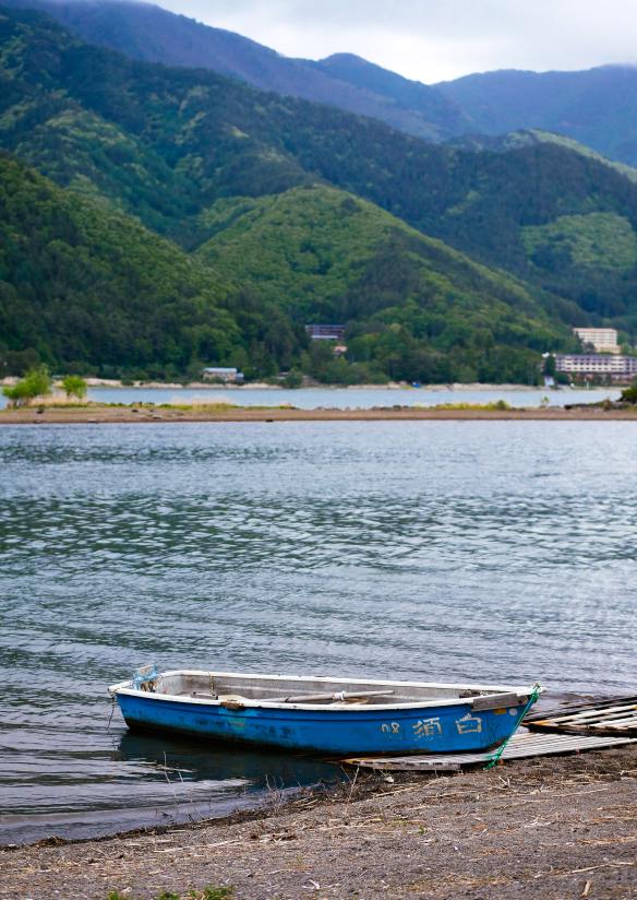 cosmin-serban-PUPVs0bIU3I-unsplash